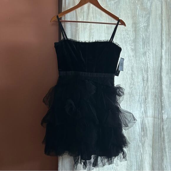 Betsy & Adam Velvet Mesh Fit and Flare Tiered Ruffle Mini Party Dress NWT Size 4 - Picture 2 of 8